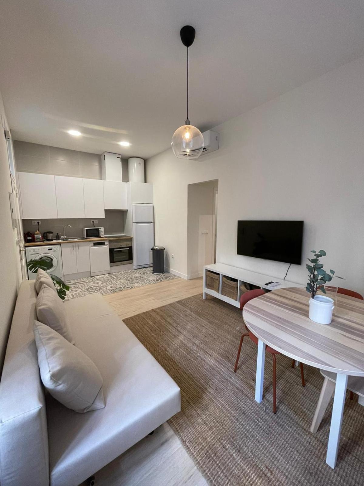 מדריד Bajo Duplex 7Pax A 5 Min De Gran Via-Malasana מראה חיצוני תמונה